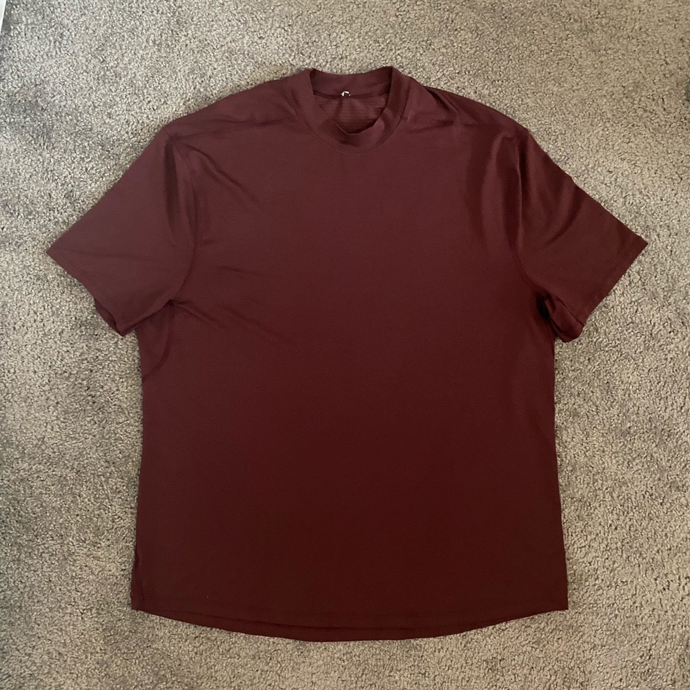 Men’s Lululemon Shirt